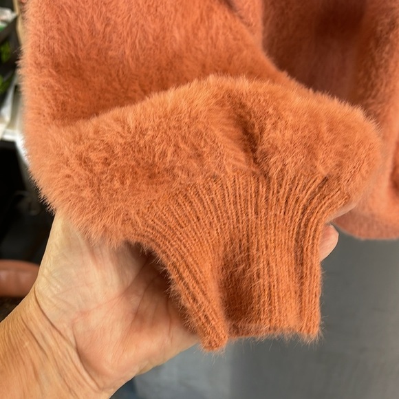 OTT women’s sweater M/L‎ eyelash texture, dusty, pink, long sleeve bell cuff . - Picture 5 of 15